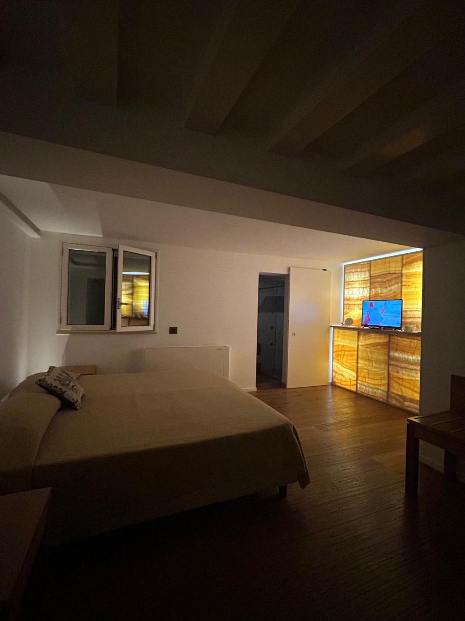 Prince Suite Palermo Buitenkant foto